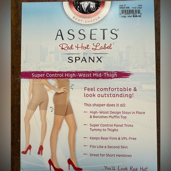SPANX Assets by Sara Blakey Shaping Pantyhose - Black—New in Package - Picture 1 of 2